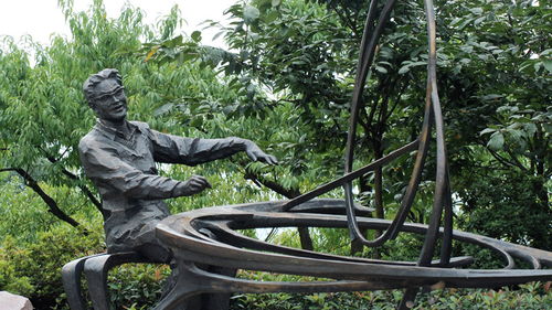 音樂文化現(xiàn)代藝術(shù)品人物雕塑展覽